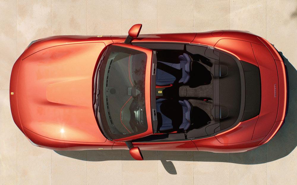 Ferrari Amalfi Spider Rossa vista dall Alto